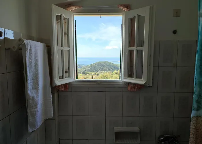 Dimitra's Comfort Dilináta