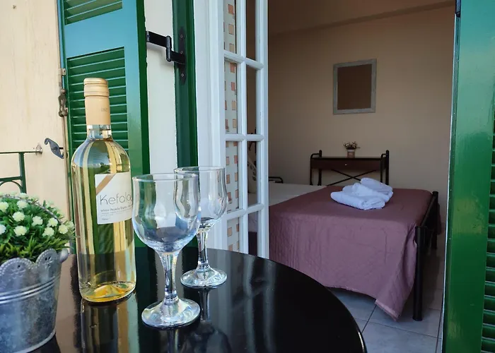 Dimitra's Comfort Dilináta